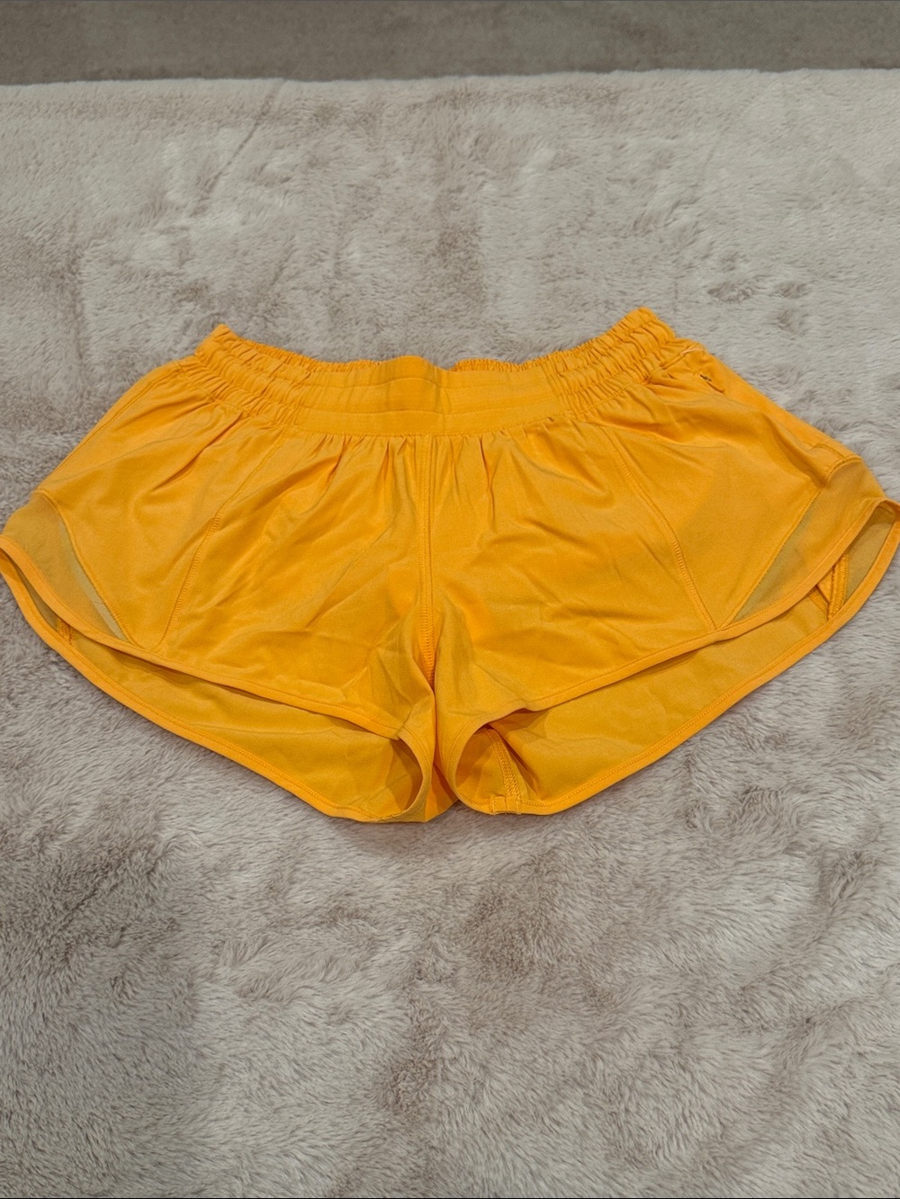 Lululemon Hotty Hot Short 2.5” Lined